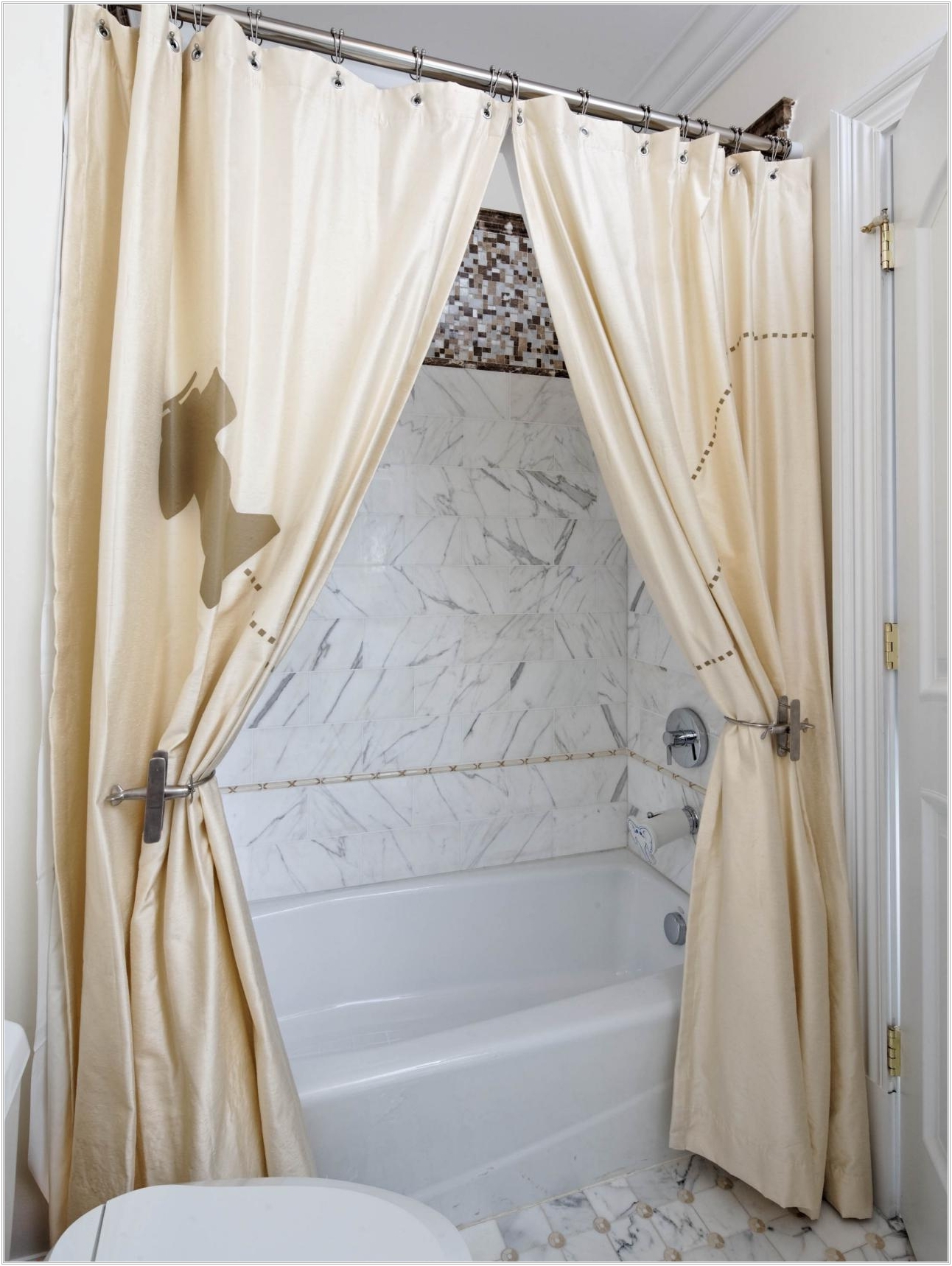 shower curtain porn - male sexual video blonde anal plug
