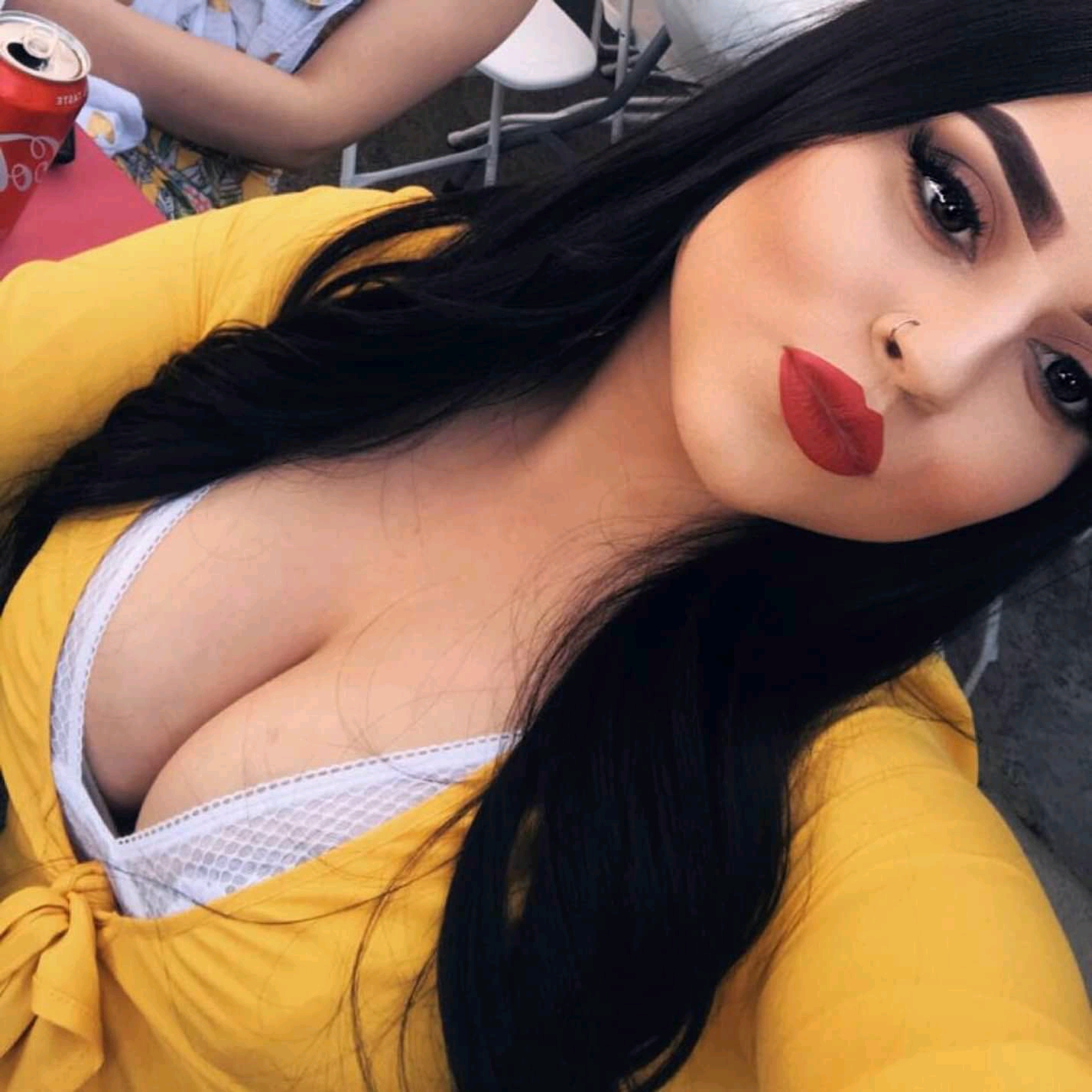 yellow dress porn - anya taylor joy nude pics 3d hent