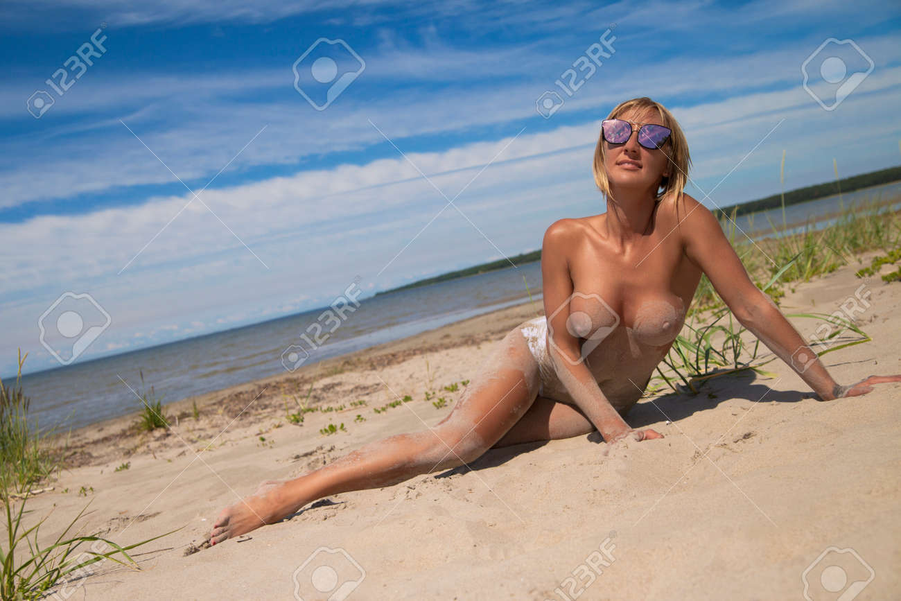 carl simmermacher like beach titts photo buck anderson recommends beach titts pic