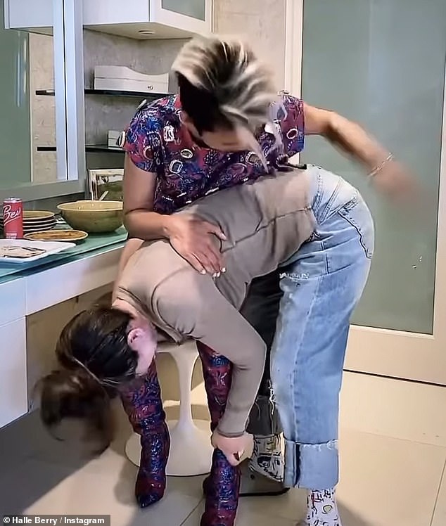 batu genc recommends spanking videos pic