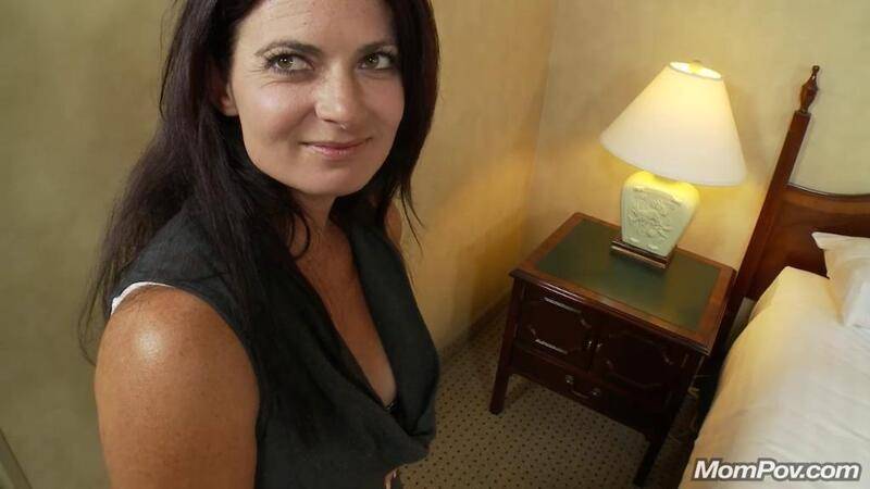 mompov alicia - calisa ink cam cap porn