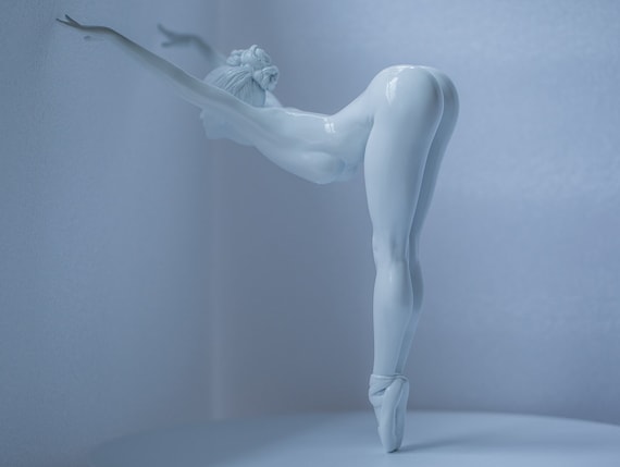 alfonso mena like dancers female naked photo clyde wells recommends women masturbating in public places pic