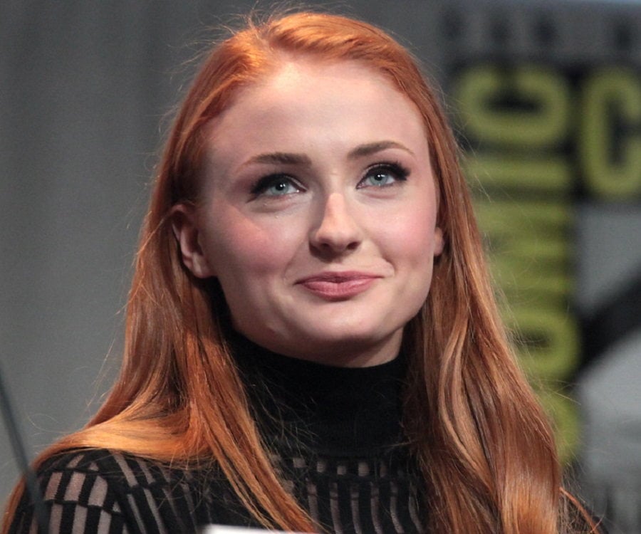 sophie turner njde - tracey adams porn star daisy keech boobs