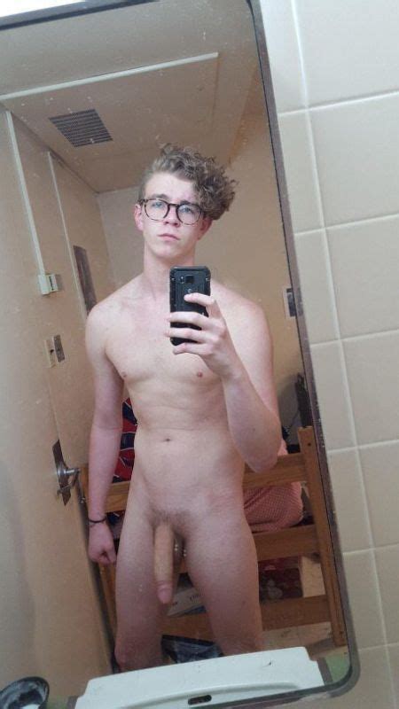 aneta dimoska recommends Naked Nerdy Guys