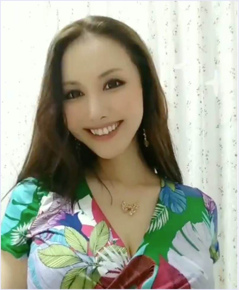 eri takigawa - mature lesbian orgy fisting in action 4
