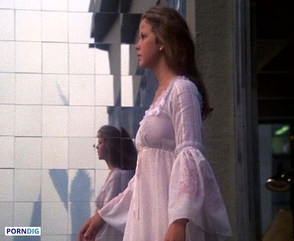 dawn rene recommends Linda Blairnude