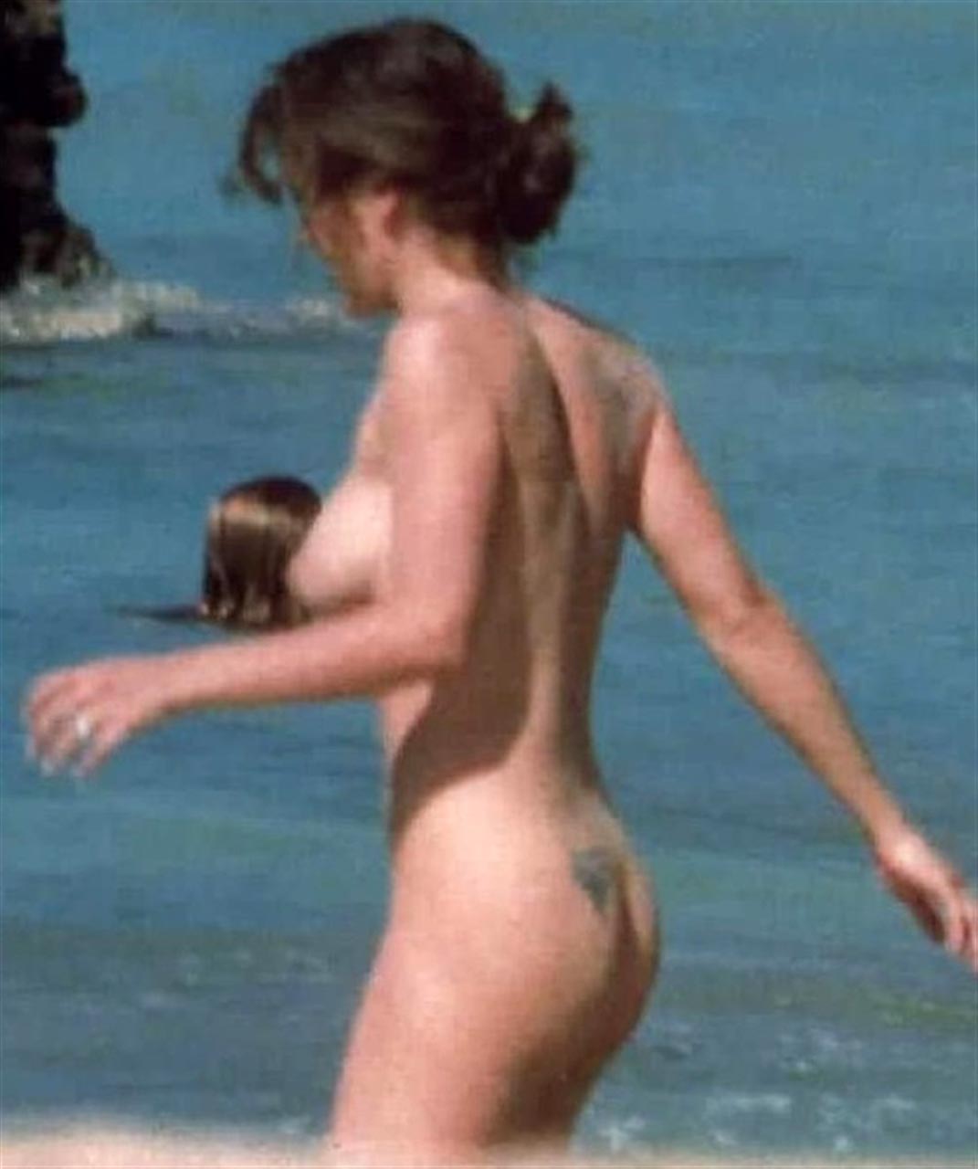alyssa milano titts - male foot job pregnant analporn