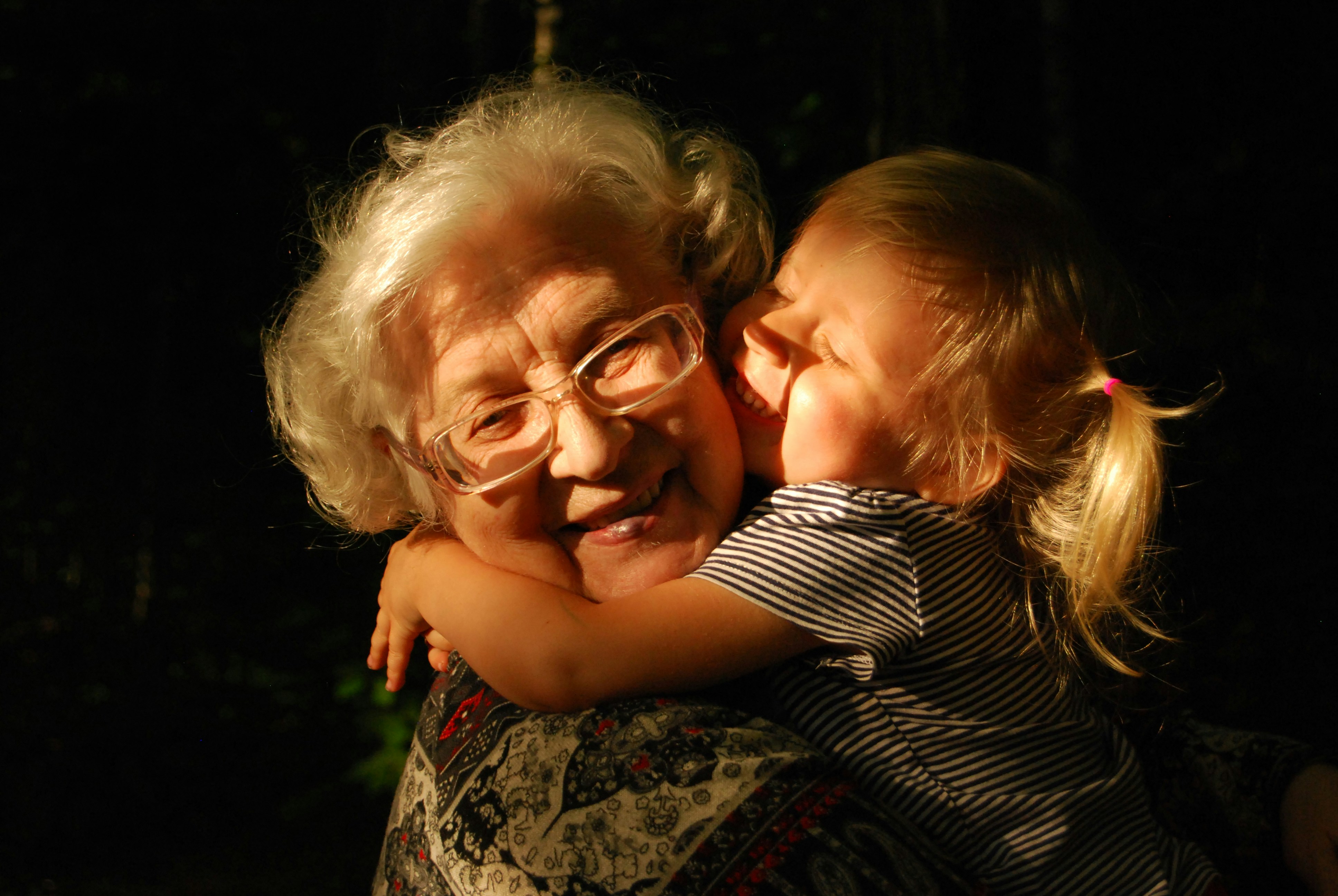 amir reza like grandma dp photo de mendona recommends grandma dp pic
