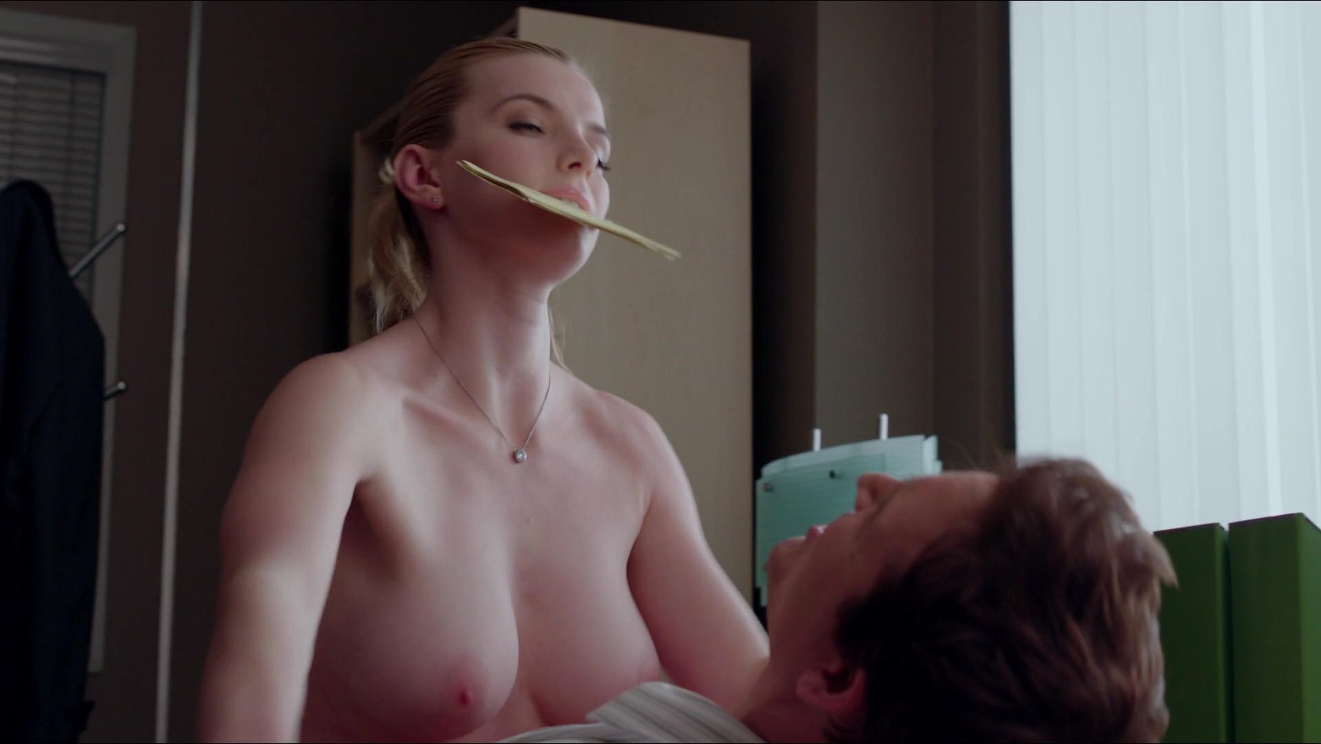 david ryals recommends Betty Gilpin Nude