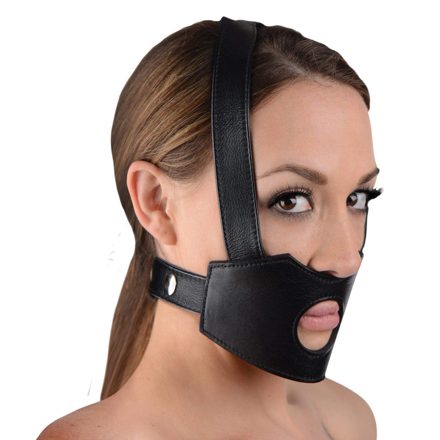 barry parrott recommends face strapon pic