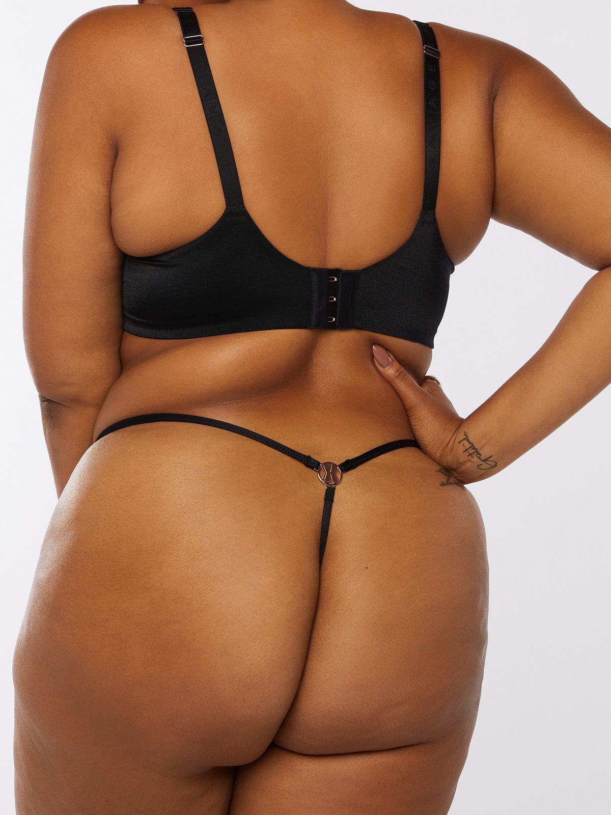 Riley jean alex adams galilea montijo Ebony Curvy Milf pussy cam