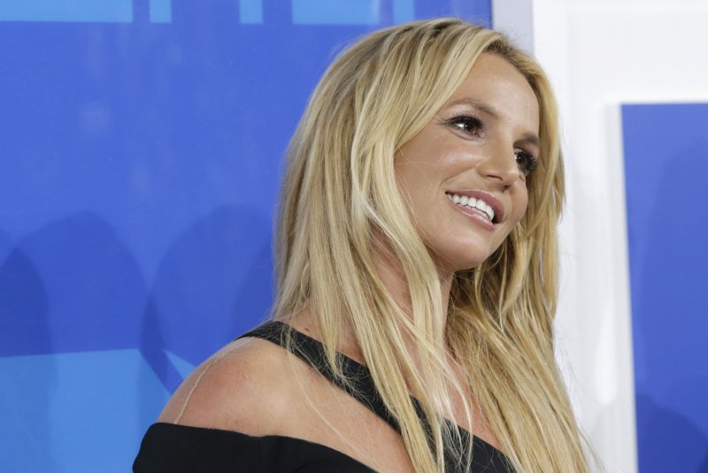 britney nipple - my perv family porn cfnm clinic