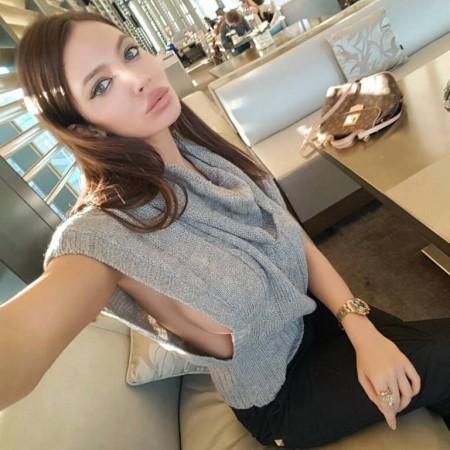 ex gf nude selfies - penelope cruz nude tits hot couple making love