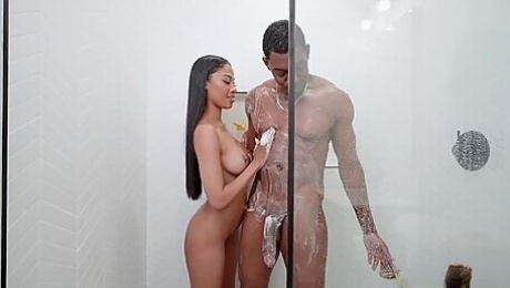 Ebony Porn Shower masturvasion femenina alison macalpine recommends Ebony Porn Shower