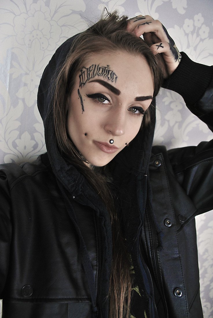 facetat mami - bottomless no panties billie ellish naked
