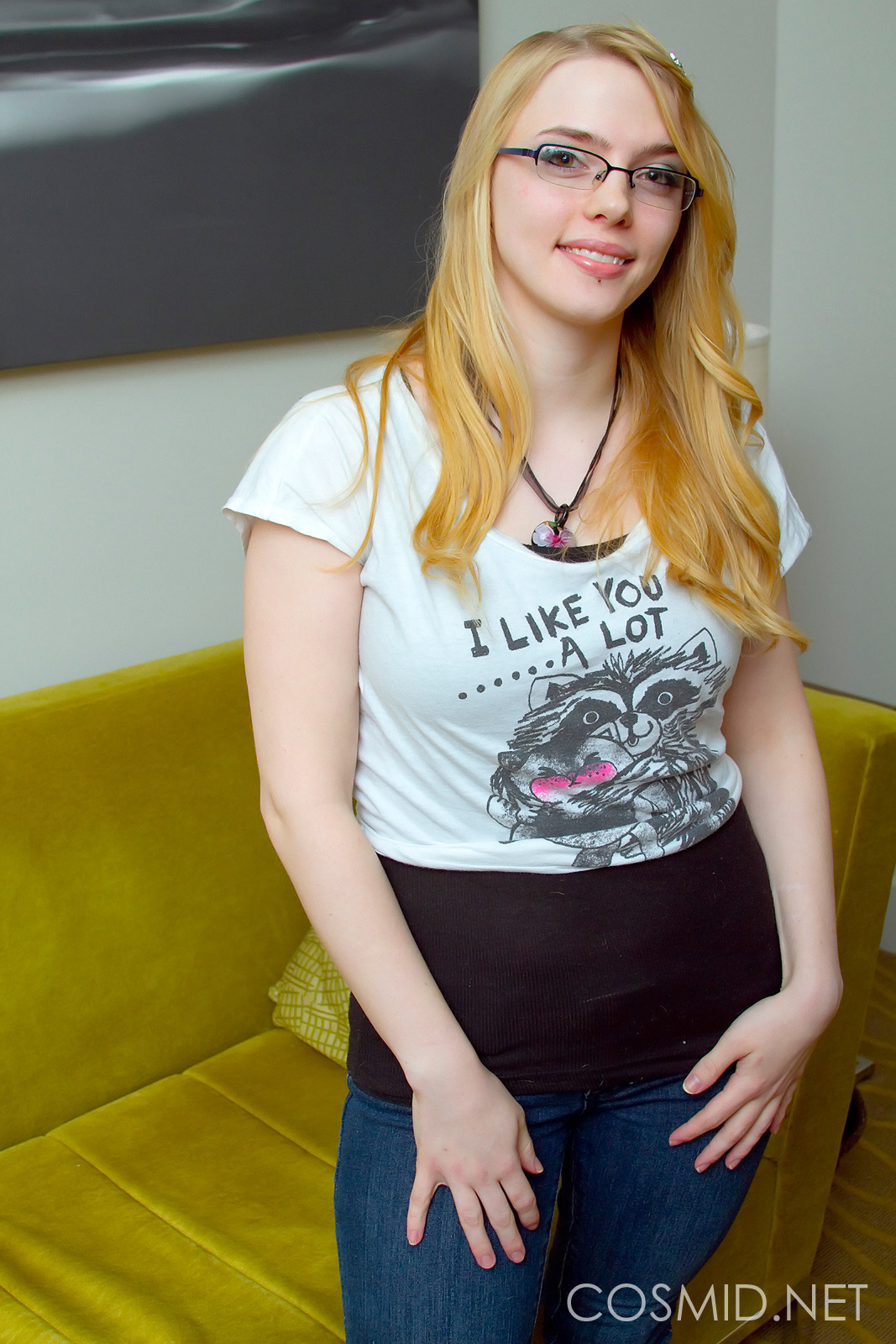 teenager gloryhole - devon lee brazzers hidden fingering