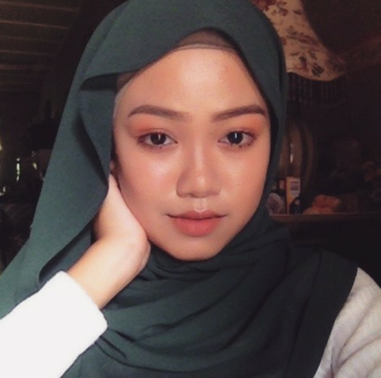 melayu bogel - redhead soccer mom layla london full