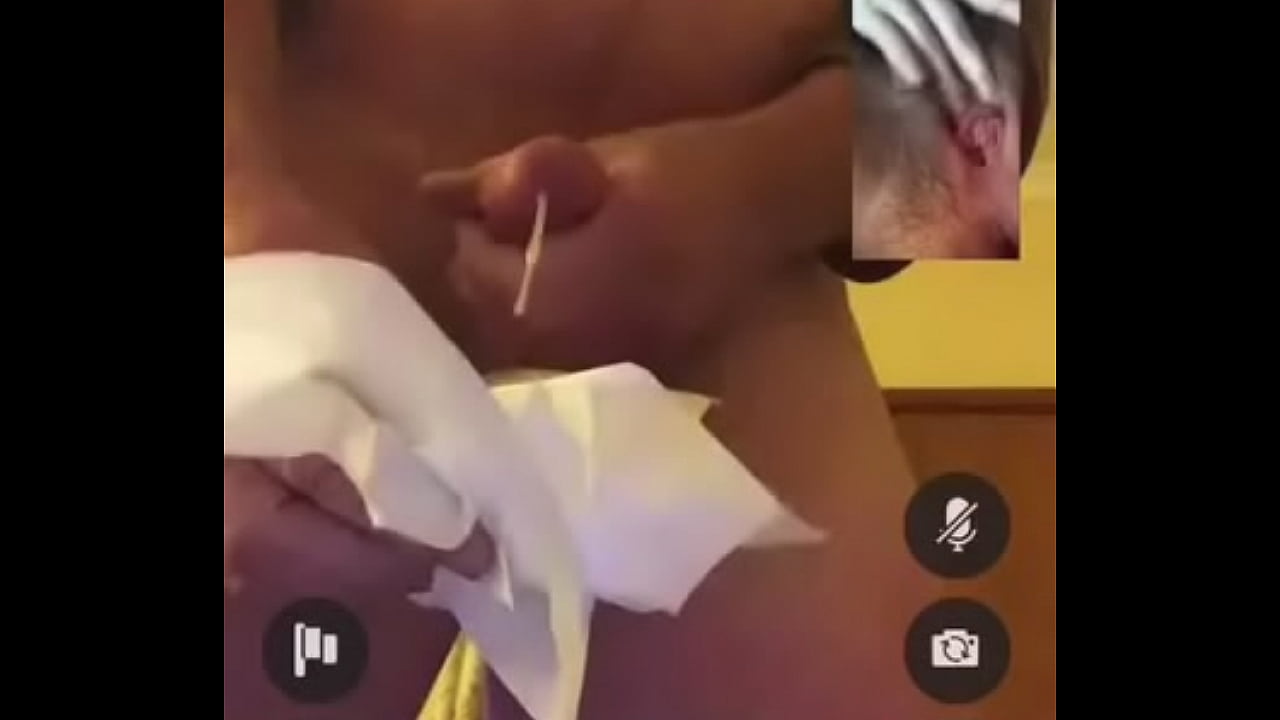 caryn weaver recommends pornchat roulette pic