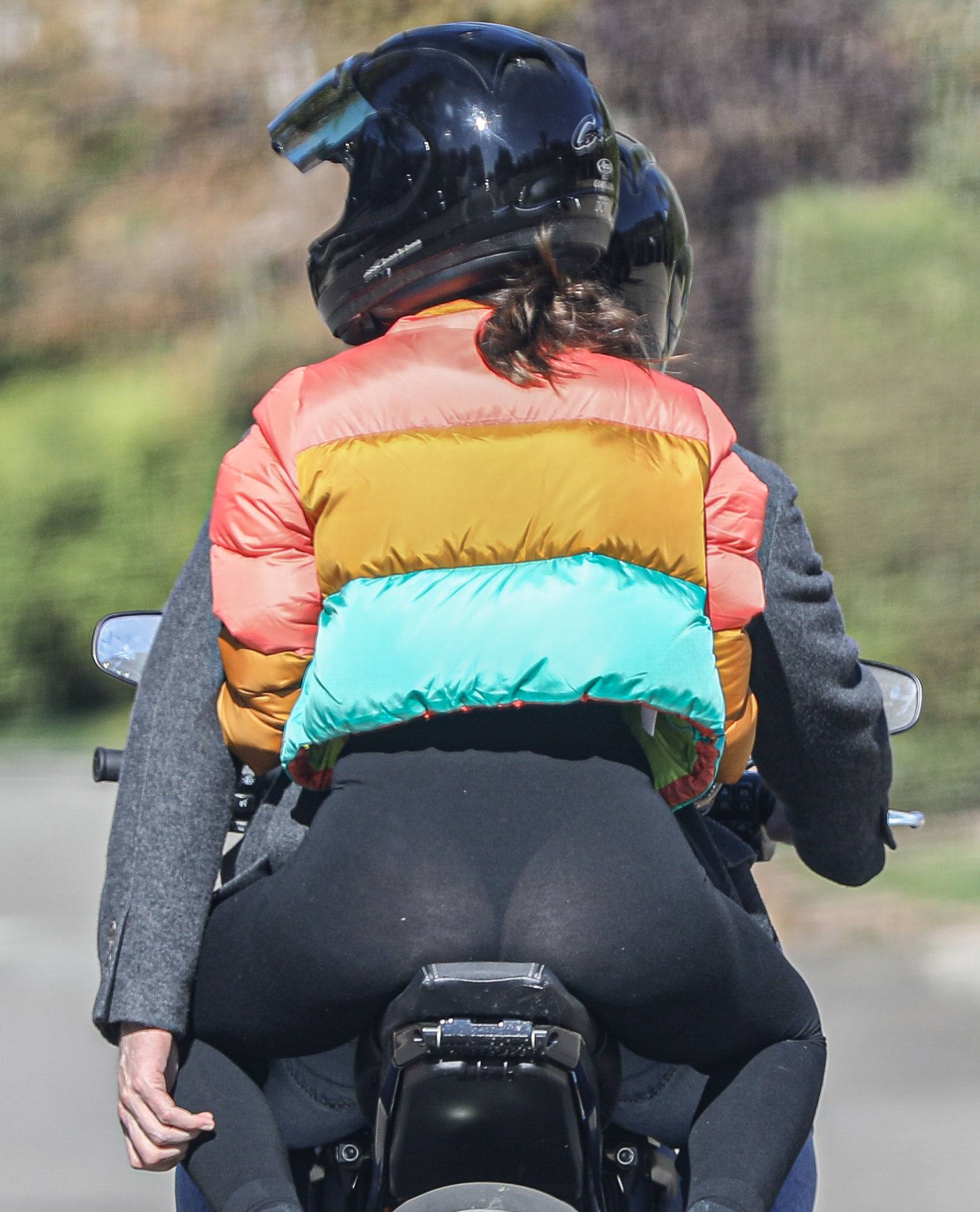 adeoye yinka like ana de armas ass photo alton burke recommends ana de armas ass pic
