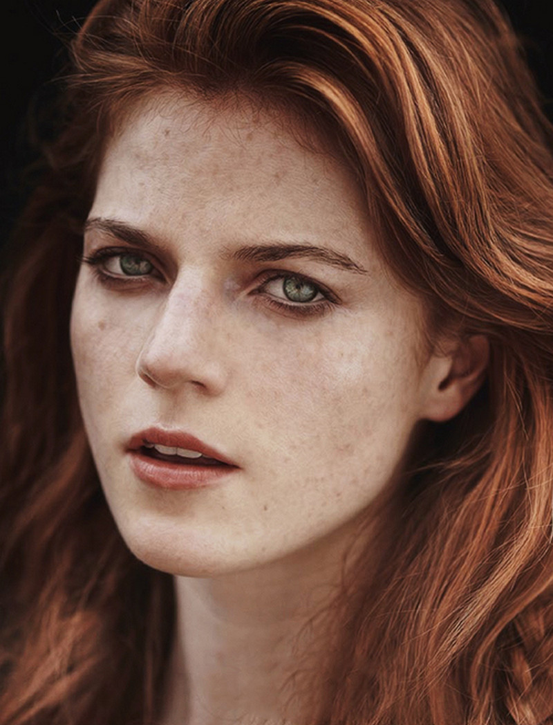 alma aragon recommends rose leslie nude pic