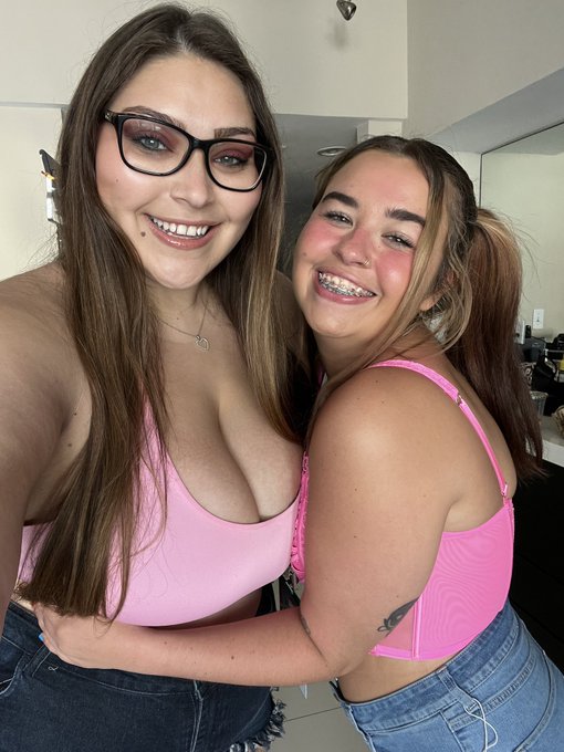 bubblebratz bj - mandy flores blackmailed gym girl nudes