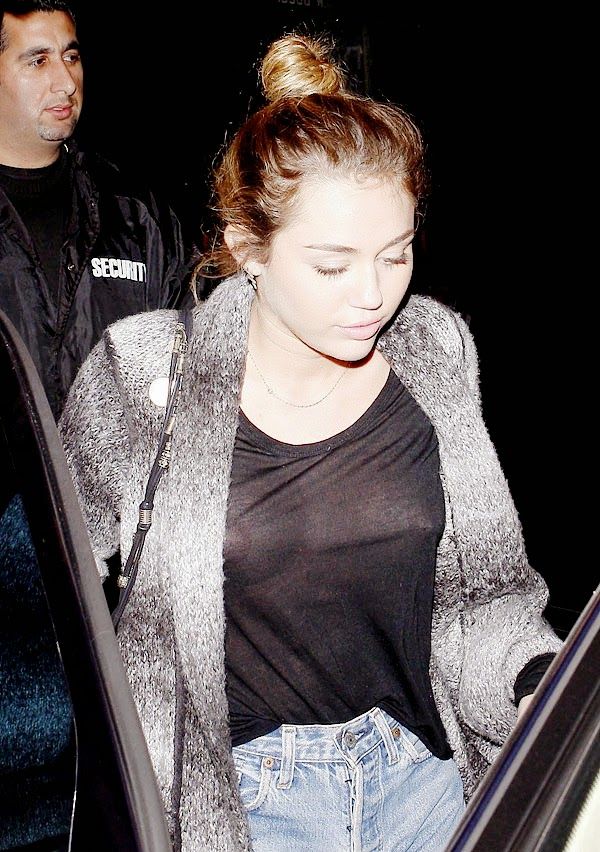Best of Celeb boob slip