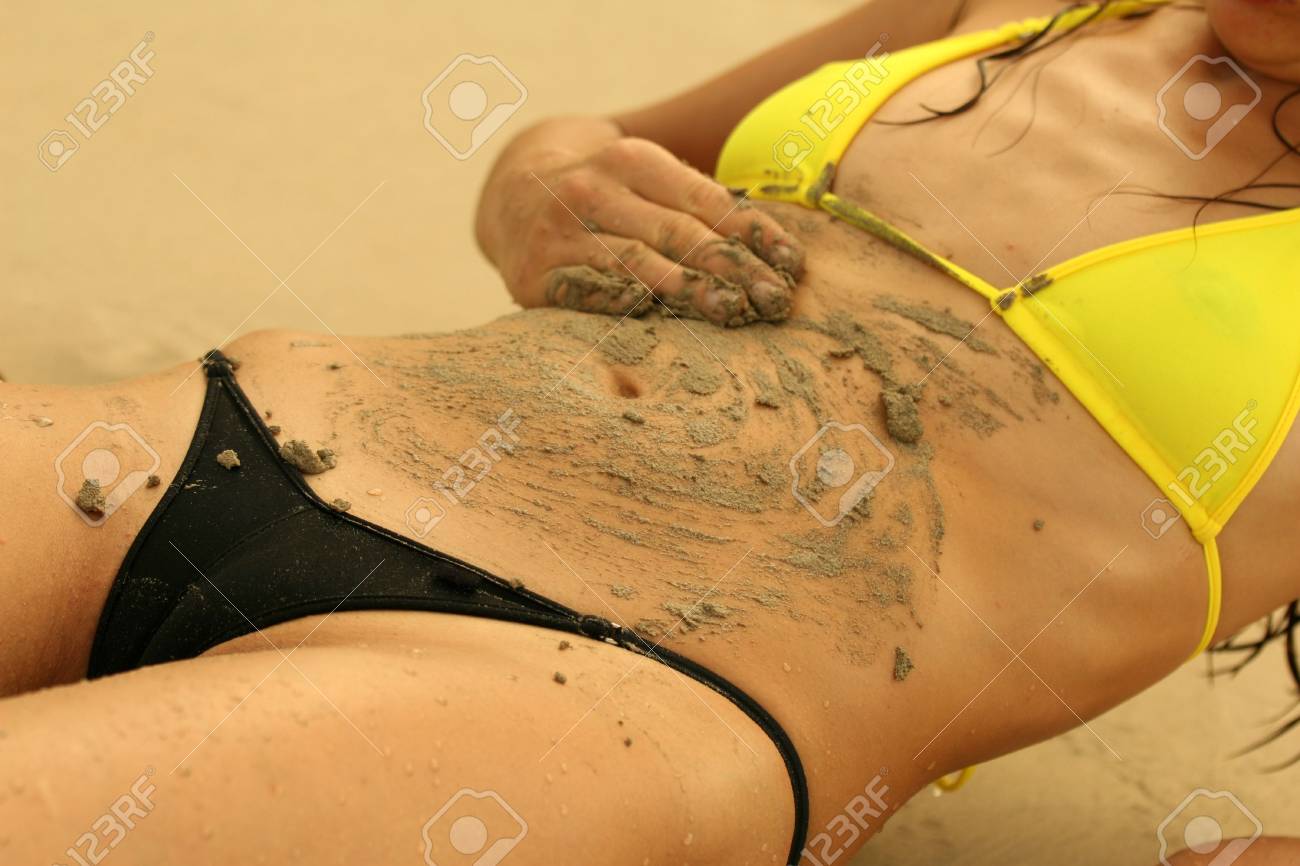 courtney briody like her creaming in photo diane wood robinson recommends alice goodwin busty pic