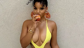 Downblouse nip slip chat conversation Ebony Nip Slip perform deepthroat