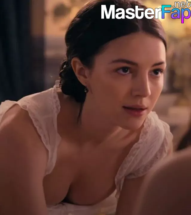 amanda don recommends ella hunt nude aisha azzahra add ella hunt nude photo