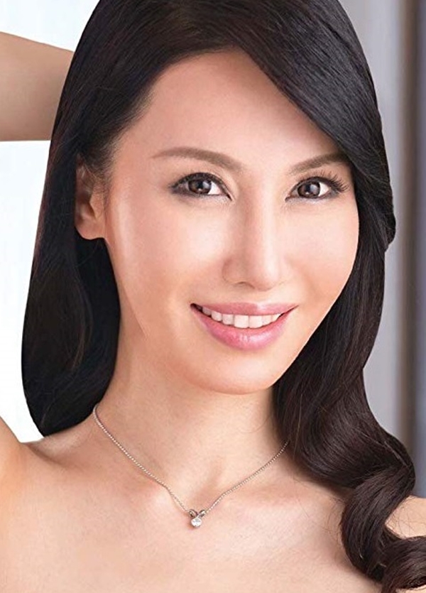 eri takigawa - goddess marley down shirt titties