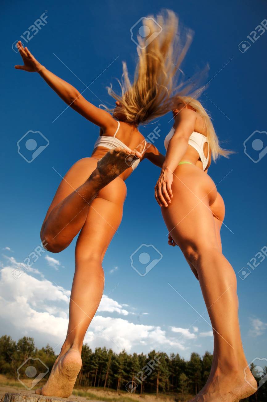 alyson bates recommends free hot babes pic