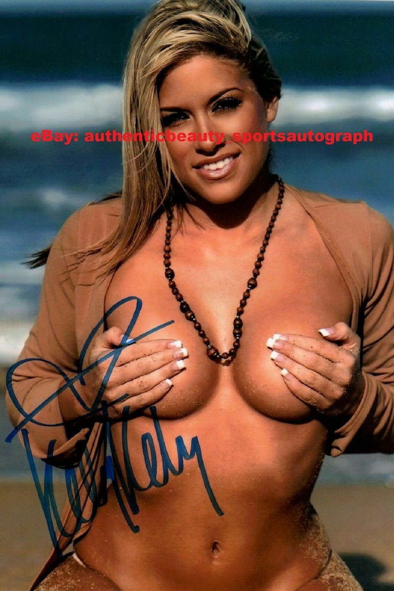 donna bardnell recommends kelli tits pic