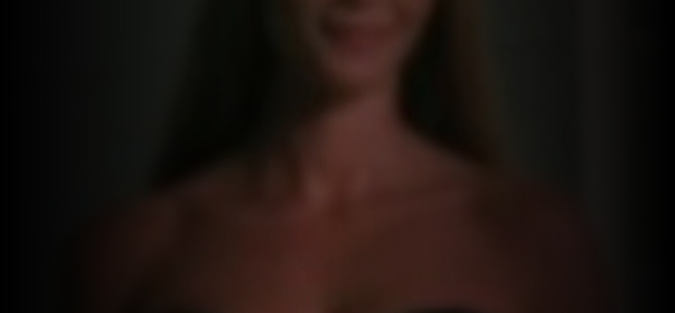 avi desta recommends lauren holly nud pic