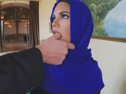 don marko like naked arab woman photo aubrey sterling recommends naked arab woman pic