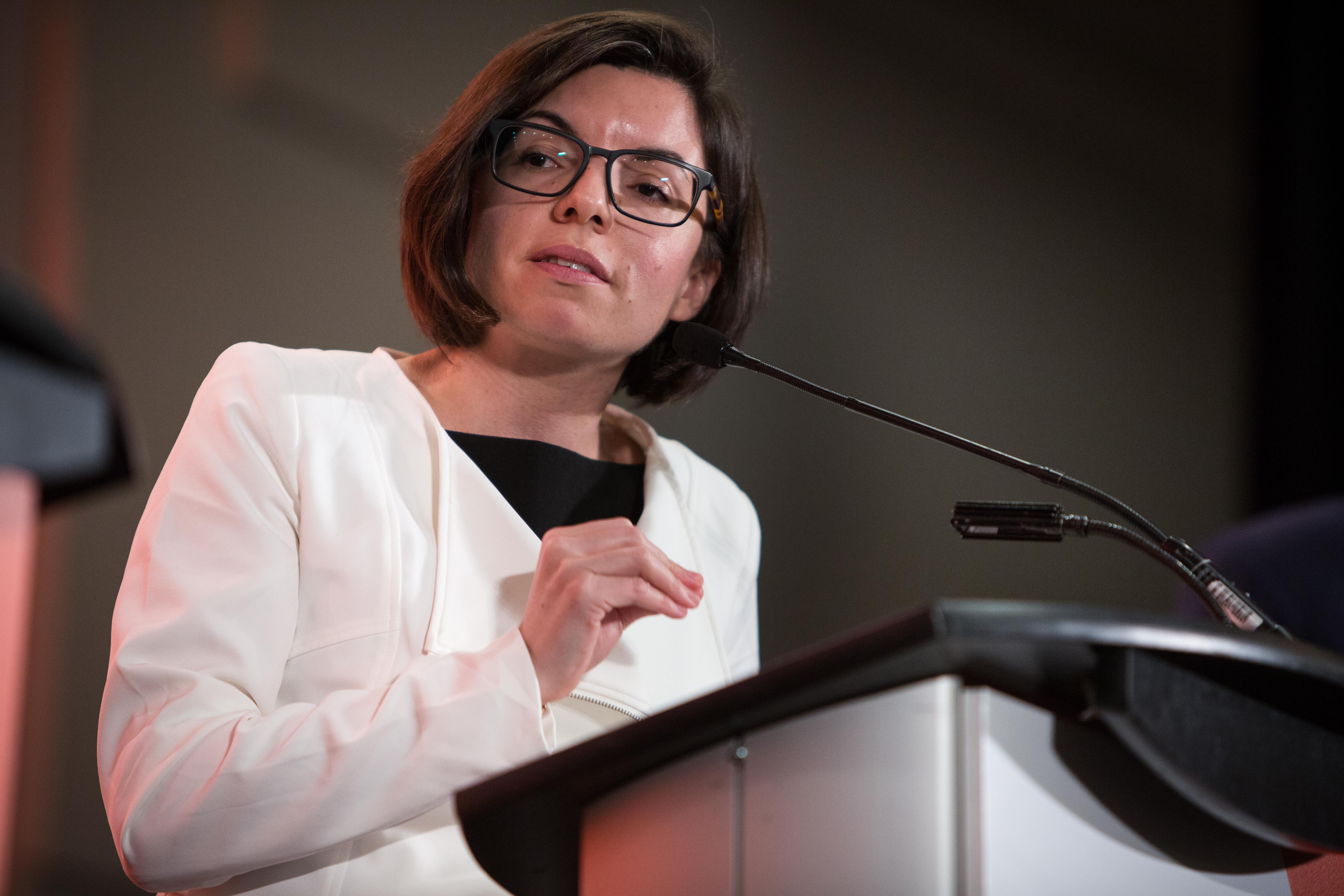 Best of Nikki ashton