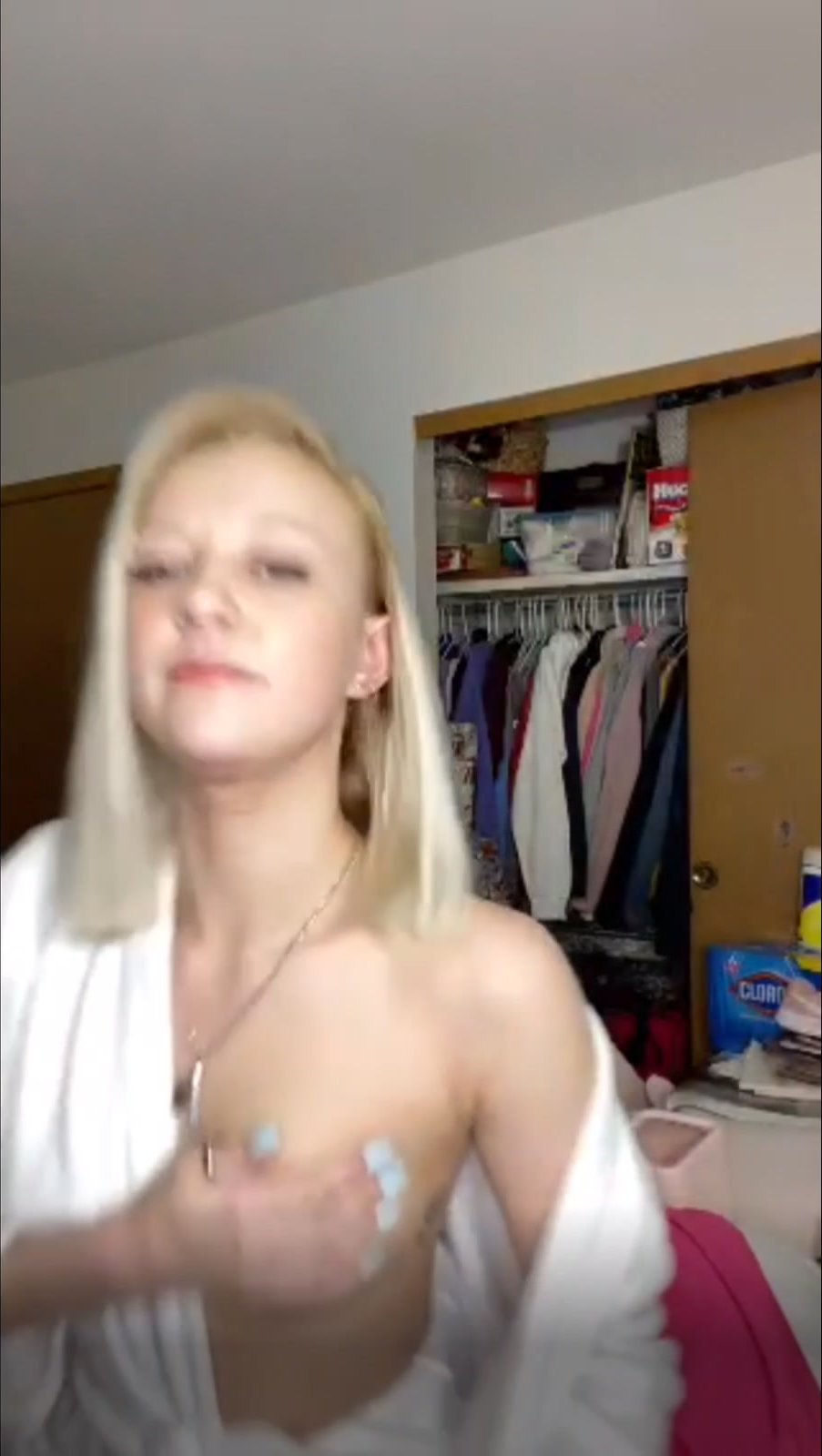 dara inong recommends Oops Nip Slip