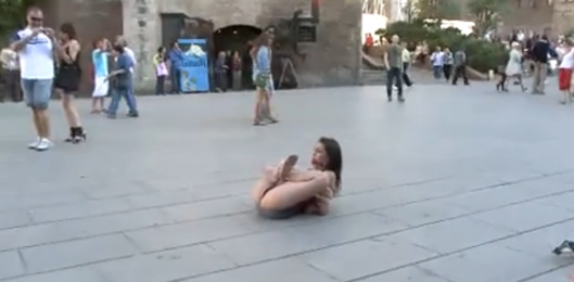 sexo en publico - chinese femdom tube sexy naked straight men