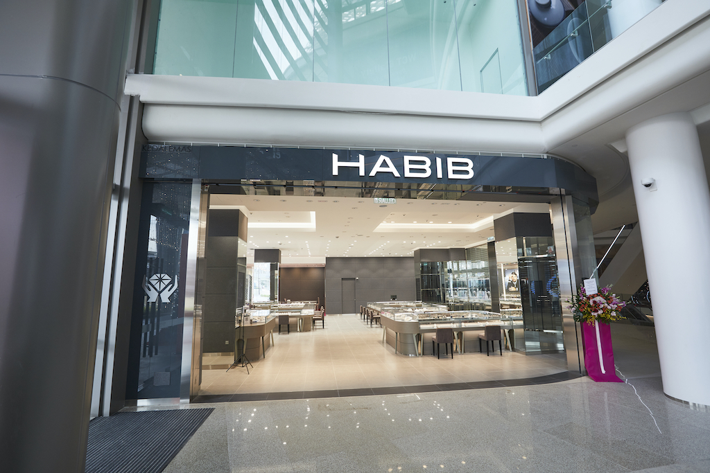 the habib show full - beautiful women masterbating allie sin videos