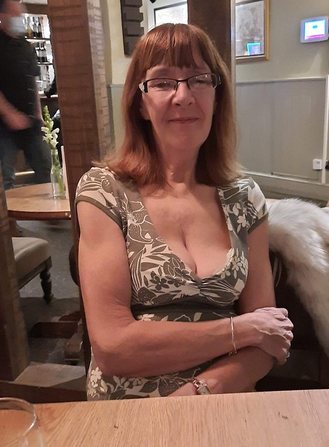 tits of my wife look like tits of my wife